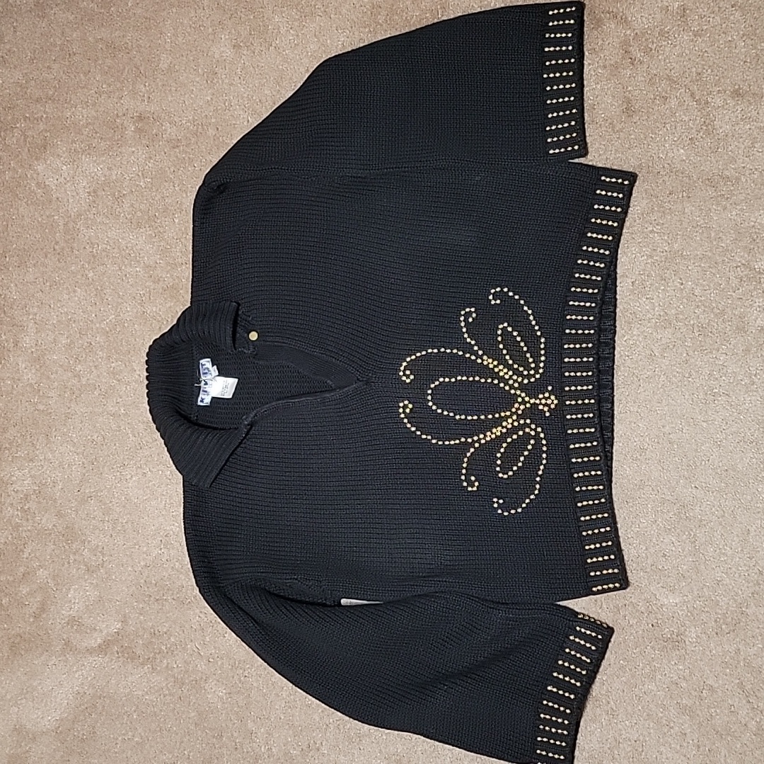 Vintage Embellished Heavy Knit Sweater